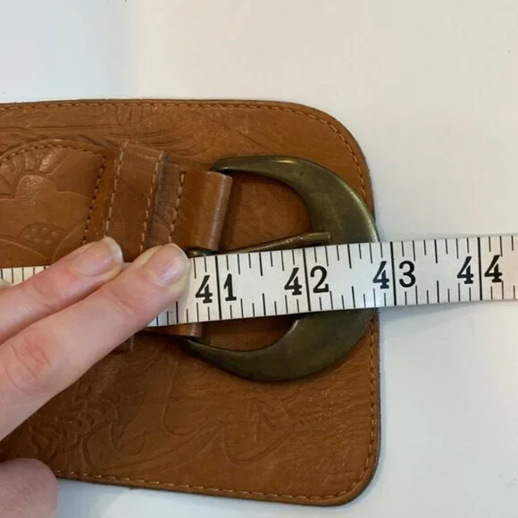 H&M Embossed Brown Belt - Picture 5 of 12